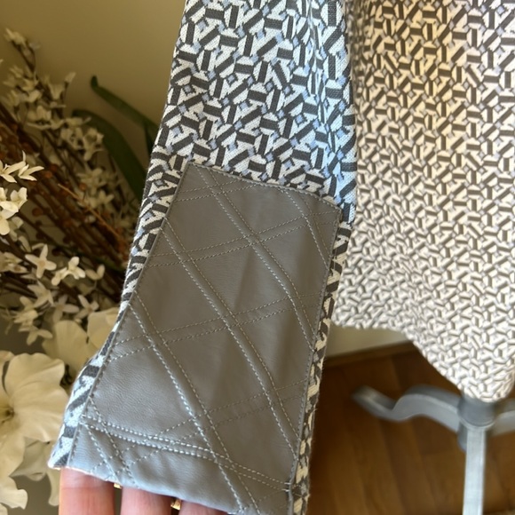 Tyler Boe Gray Long Sleeve Tunic Dress. Size XS - Picture 2 of 5